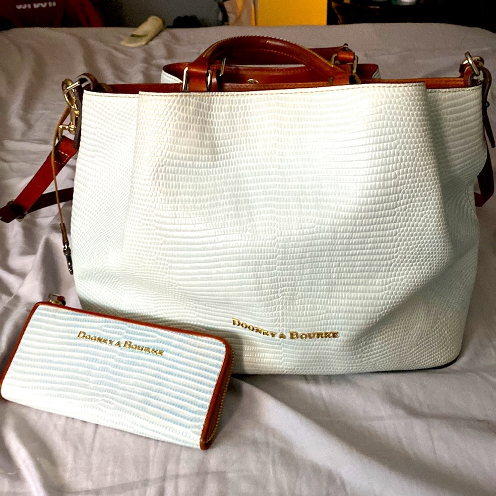 White Leather Dooney & Bourke Bag with Red Interior - Wallet included!
